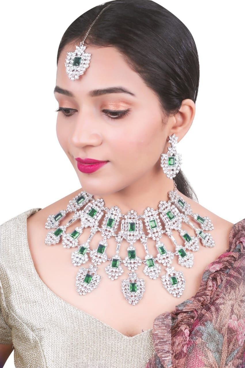 Kiara Advani Wedding Jewelry Set in Bridal Set